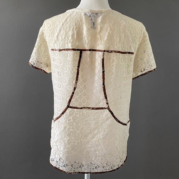 BCBC Maxazari cream lace blouse - Picture 4 of 6